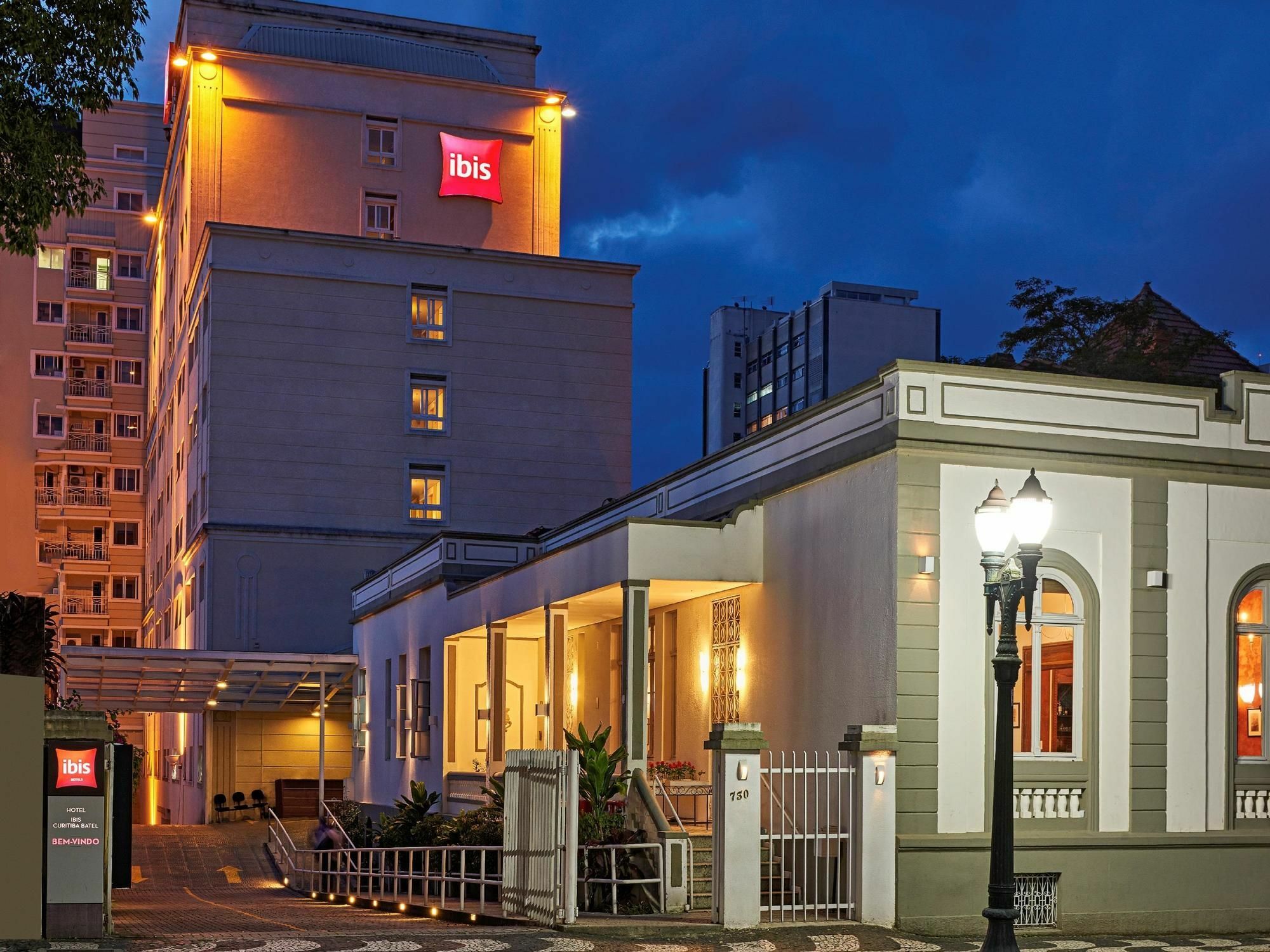Ibis Curitiba Batel Hotel Ngoại thất bức ảnh